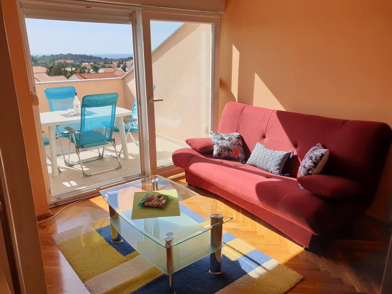 Apartment Valamar Новаля Екстер'єр фото
