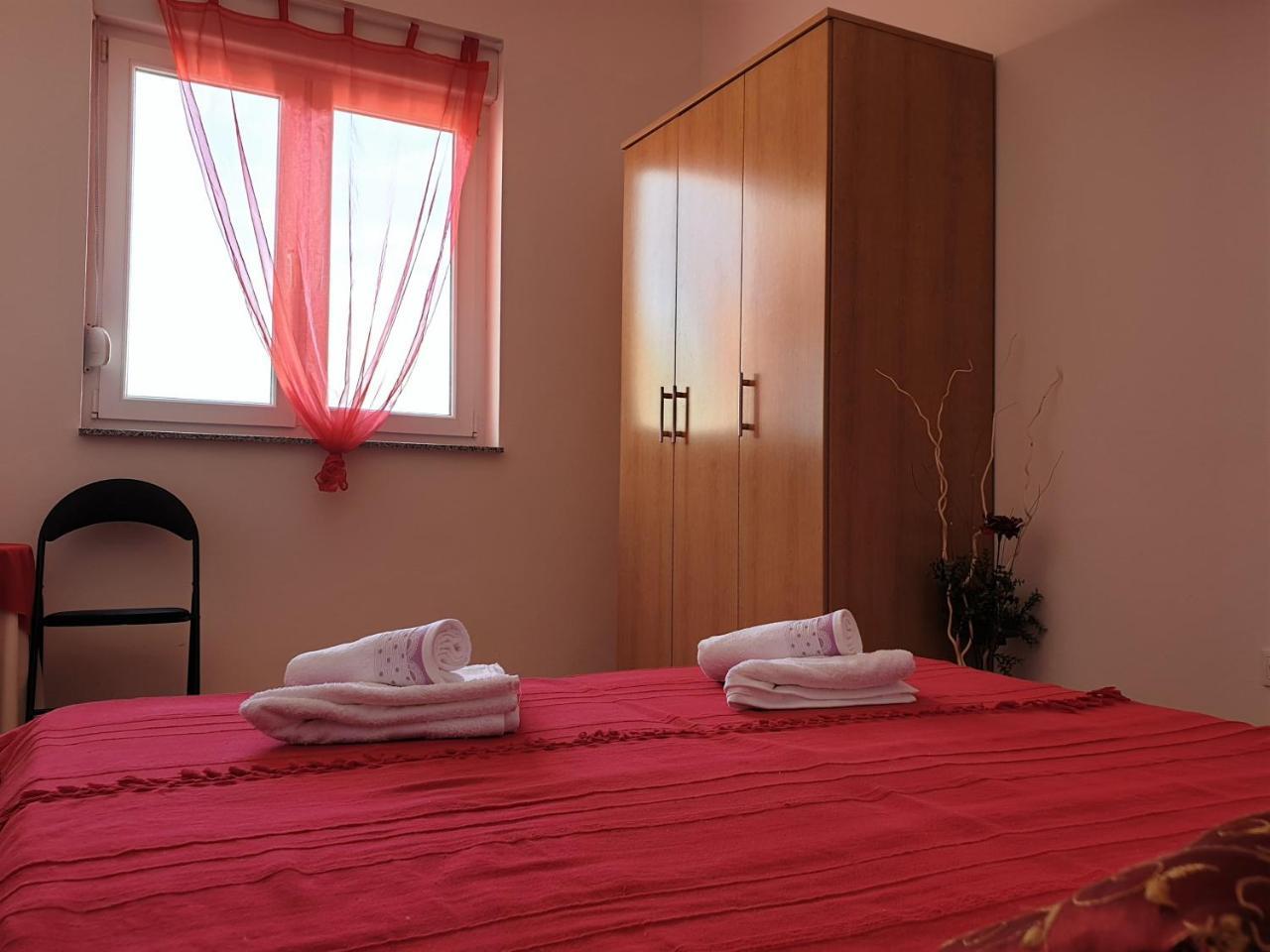 Apartment Valamar Новаля Екстер'єр фото